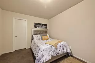 13 N Heritage Oaks Dr, Texas City, TX 77591 - Photo 11