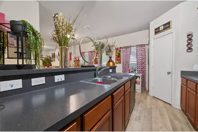 13 N Heritage Oaks Drive, Texas City, TX 77591 - Photo 11