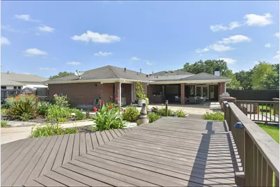 2204 Airline Drive, Friendswood, TX 77546 - Photo 9