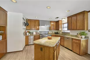 2204 Airline Dr, Friendswood, TX 77546 - Photo 23