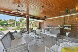 2204 Airline Dr, Friendswood, TX 77546 - Photo 3