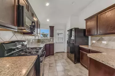 16703 Highland Villa Lane, Humble, TX 77396 - Photo 15