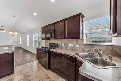 16703 Highland Villa Lane, Humble, TX 77396 - Photo 17