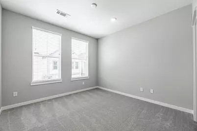 8475 Berry Brush Lane, Houston, TX 77022 - Photo 27