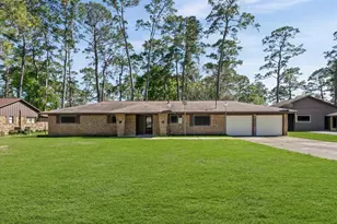 2702 Crowell Ln, Baytown, TX 77521 - Photo 1