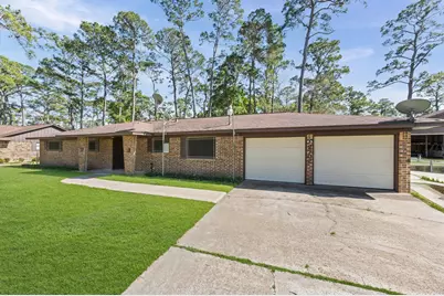 2702 Crowell Lane, Baytown, TX 77521 - Photo 3