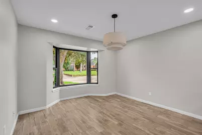 10006 Candlewood Drive, Houston, TX 77042 - Photo 15