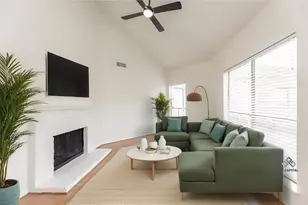 3742 Thistlemont Dr, Houston, TX 77042 - Photo 1