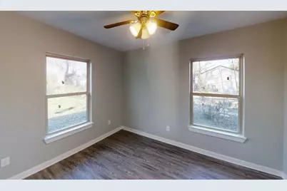 5313 Chennault Road, Houston, TX 77033 - Photo 7