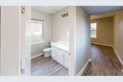 5313 Chennault Road, Houston, TX 77033 - Photo 5