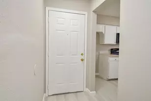 1950 Spenwick Dr, Houston, TX 77055 - Photo 3