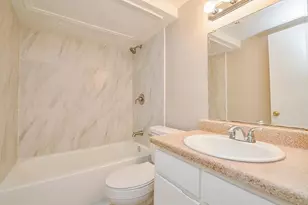 1950 Spenwick Dr, Houston, TX 77055 - Photo 13