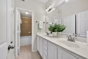 12707 Boheme Dr, Houston, TX 77024 - Photo 27