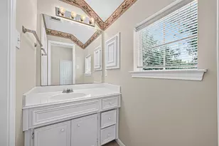 12330 Shadow Green Dr, Houston, TX 77082 - Photo 31