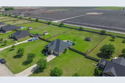 7502 Tejas Lakes Trail, Needville, TX 77461 - Photo 47