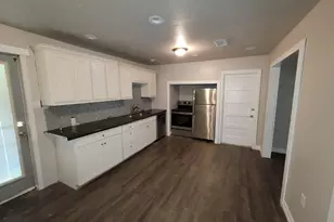 2425 8th Ave, Port Arthur, TX 77642 - Photo 3