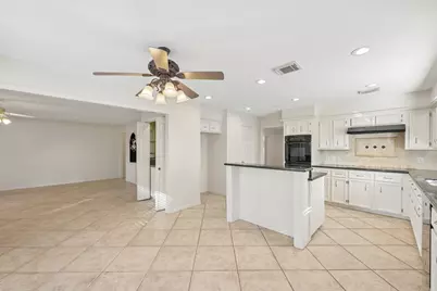 15 Sterling Street, Sugar Land, TX 77479 - Photo 13