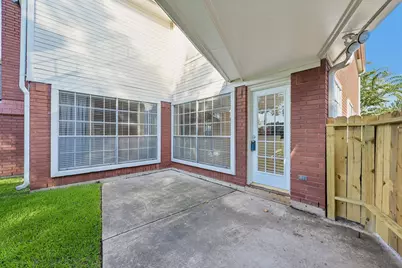 15 Sterling Street, Sugar Land, TX 77479 - Photo 45