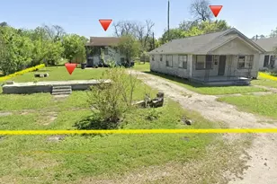 1909 Avenue C, Bay City, TX 77414 - Photo 1