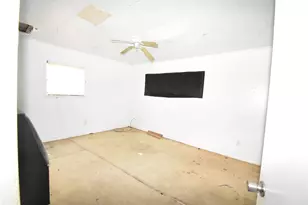 1909 Avenue C, Bay City, TX 77414 - Photo 7