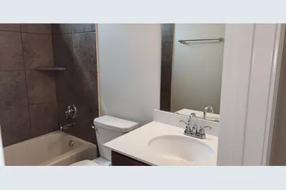 8706 Sunbury Oak Circle, Richmond, TX 77407 - Photo 5