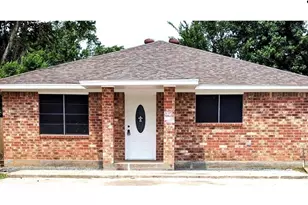 829 Canfield St, Liberty, TX 77575 - Photo 1