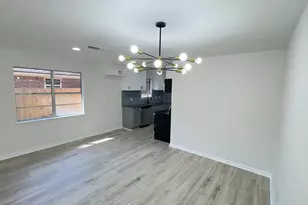 829 Canfield St, Liberty, TX 77575 - Photo 3