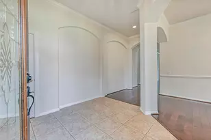 1448 N Riviera Cir, Pearland, TX 77581 - Photo 3