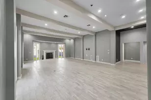 220 Summerwood St, Beaumont, TX 77706 - Photo 5