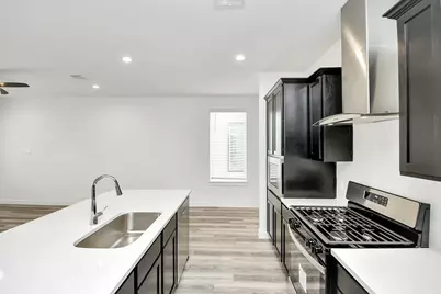 12316 Basilwood Drive, Houston, TX 77047 - Photo 11