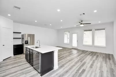 12316 Basilwood Drive, Houston, TX 77047 - Photo 9