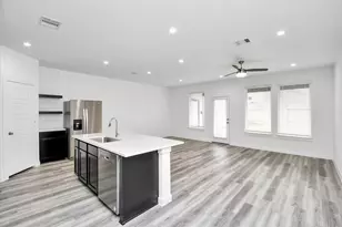 12316 Basilwood Dr, Houston, TX 77047 - Photo 9