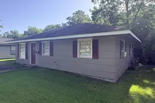 5270 Spencer Dr, Beaumont, TX 77708 - Photo 1