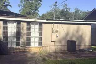 5270 Spencer Dr, Beaumont, TX 77708 - Photo 5