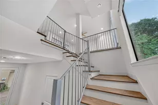 818 Lester St, Houston, TX 77007 - Photo 11