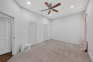 818 Lester St, Houston, TX 77007 - Photo 39