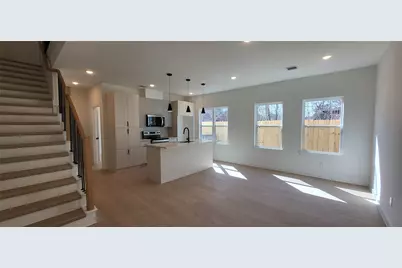 1033 North Ln Lane #B, Houston, TX 77088 - Photo 5