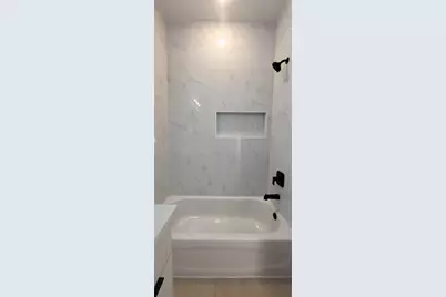 1033 North Ln Lane #B, Houston, TX 77088 - Photo 15