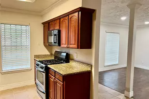 12110 Murr Way, Houston, TX 77048 - Photo 9