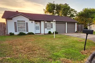 12110 Murr Way, Houston, TX 77048 - Photo 3