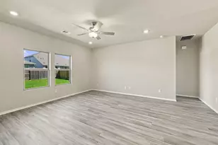 1907 Stargazer Ln, Angleton, TX 77515 - Photo 11