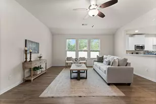 6026 Hazel Place Dr, Conroe, TX 77303 - Photo 11