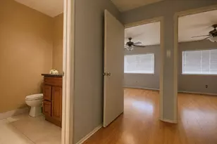 7913 Grove Ridge Dr, Houston, TX 77061 - Photo 19