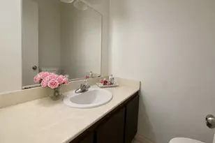 7913 Grove Ridge Dr, Houston, TX 77061 - Photo 7