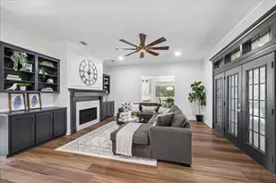 15415 Skyhawk Ln, Beach City, TX 77523 - Photo 17