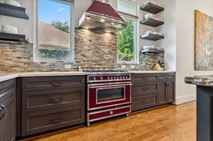 815 E 27th St, Houston, TX 77009 - Photo 11