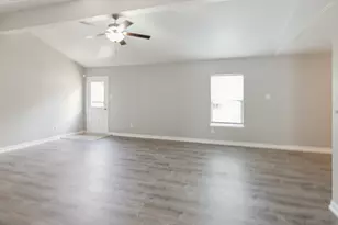 10842 Spring Brook Pass Dr, Humble, TX 77396 - Photo 5