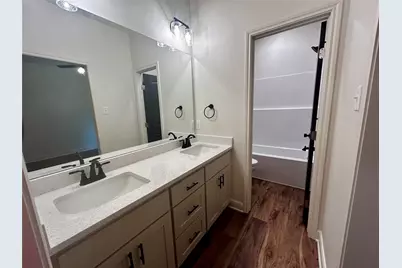 203 E Fleming, Longview, TX 75604 - Photo 11