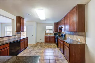 2922 Halcyon Time Trail, Houston, TX 77045 - Photo 33