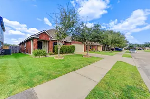 2922 Halcyon Time Trail, Houston, TX 77045 - Photo 5